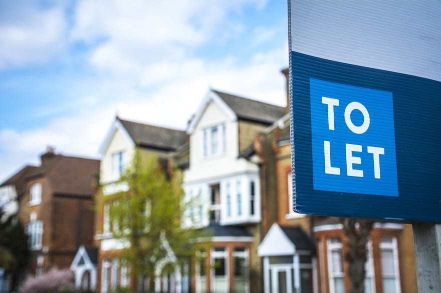Moving to the UK - To Let sign in a typical British street