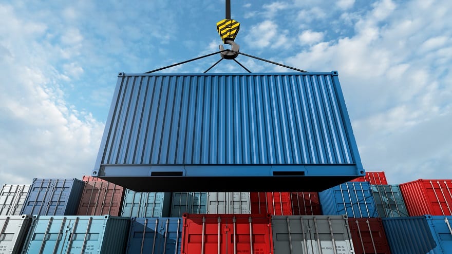 Affordable-Shipping-Companies- Taking your own container