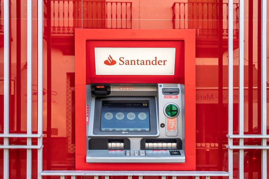 Moving to Spain - ATM machine of Bank Santander